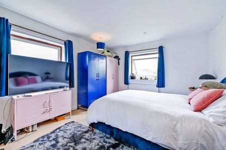 Spacious four bedroom detached home with large garden, garage and off-street parking in a very desirable countryside position. - Photo 5