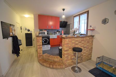 A louer Appartement F3 proche du centre ville d'Elbeuf- Réf CARB-RDCd - Photo 3