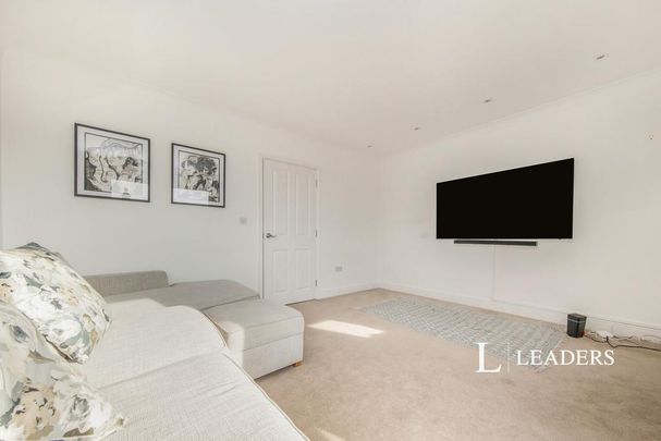 3 bedroom house to rent - Photo 1