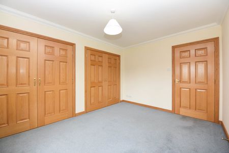 2 Muiresk Drive, AB53 4SB, Turriff - Photo 3