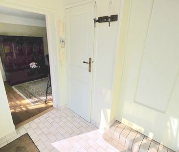 Location Appartement 3 pièces 74m² VERSAILLES 78000 - Photo 5
