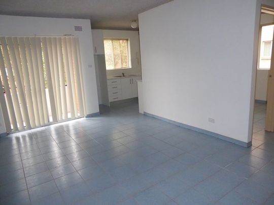 "Newly Renovated - Close to Station" - Photo 1