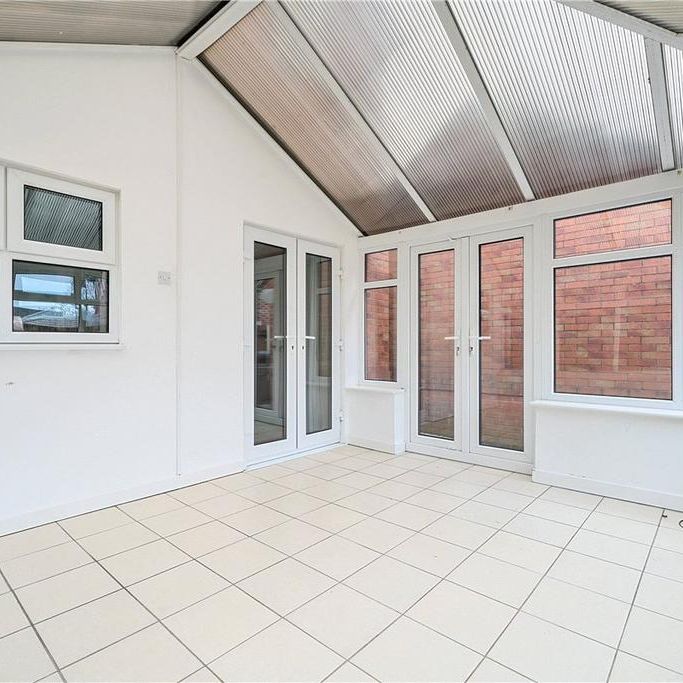 3 bedroom detached house to rent - Photo 1