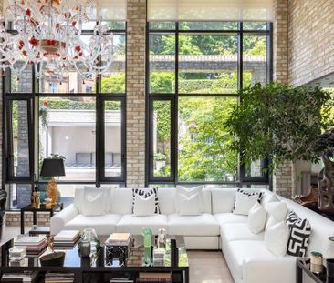 5 bedroom detached house to rent - Photo 2