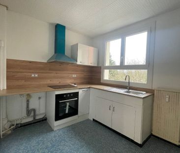 Location Appartement 3 pièces 70m² - Photo 3