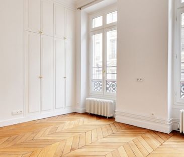 Appartement • Lorette-Martyrs - Photo 4