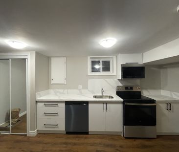 For Lease - 1311 Davenport Road Unit# B, Toronto, Ontario - Photo 2