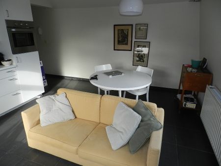 Gezellig 1-slaapkamerappartement met groot terras in hartje - Photo 2