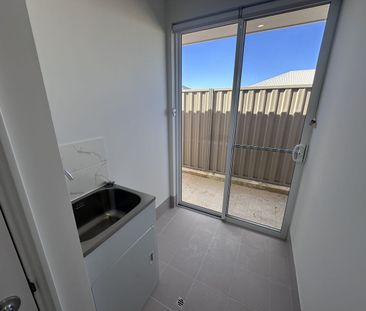 Brand new - Family Home - 4 x 2 - Photo 5