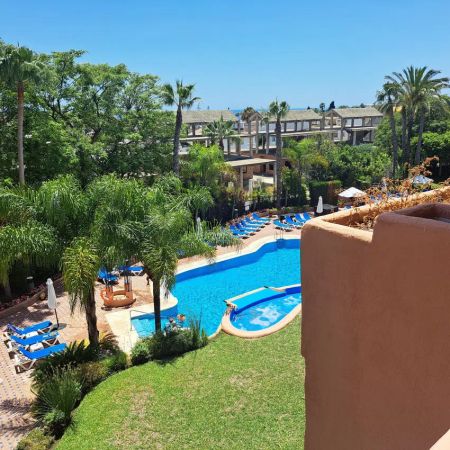 Alquiler de piso en Urbanización Oasis Club - Photo 3