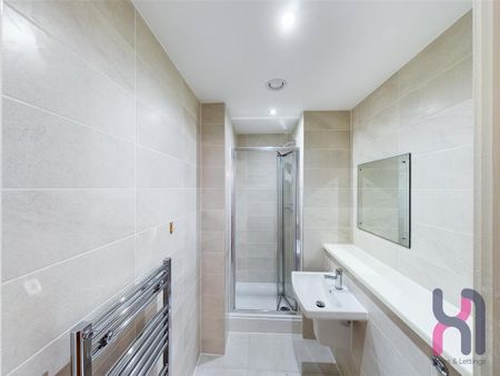 2 bedroom flat to rent - Photo 3