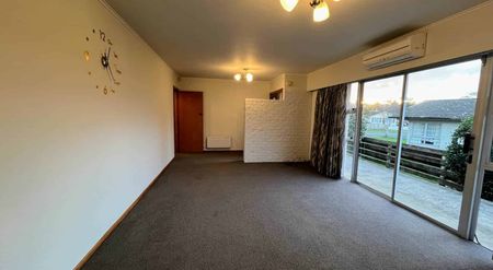 Very Tidy Home In One Of Pukekohe's Most Sough... - Photo 2