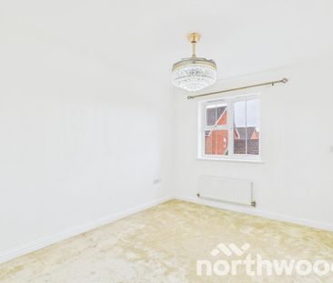 3 bedroom detached house to rent - Photo 4