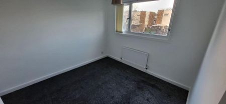 2 bedroom semi-detached house to rent - Photo 3