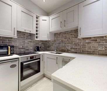 1 bedroom ground floor flat to rent - Photo 3