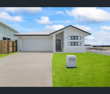 YOUR NEW BANYA HOME AWAITS! - Photo 6