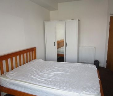 WOODSTOCK ROAD - Double Bedroom To Let, Shared House, Belfast, BT6 8PW - Photo 2