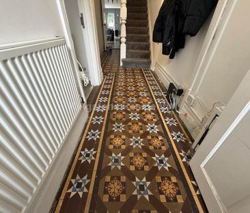 6 bedroom terraced house to rent - Photo 5