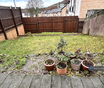 3 bedroom detached house to rent - Photo 4