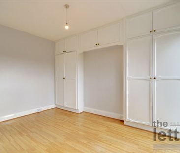 Hampden Way, London, Greater London, N14 7LY - Photo 5