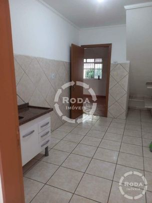 Casa – 3 dormitórios (1 suíte) – Localização estratégica – Santos – Uso residencial ou comercial - Foto 1