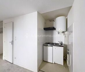 Location Appartement 1 pièces 22 m2 à Clermont-Ferrand - Photo 4