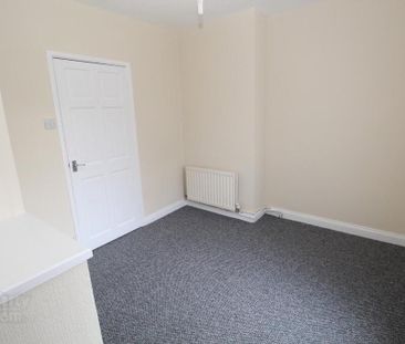 18 Quinton Street, Belfast, BT5 5GR - Photo 3