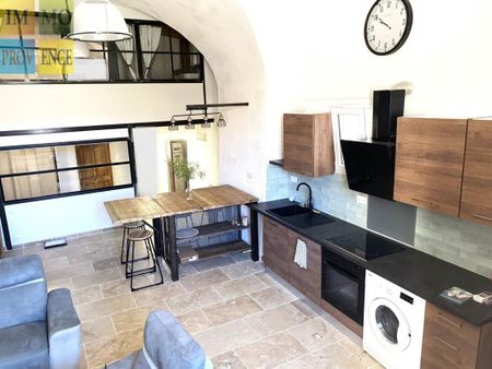 Location Appartement 3 pièces Meublé 73m² CADENET 84160 - Photo 4
