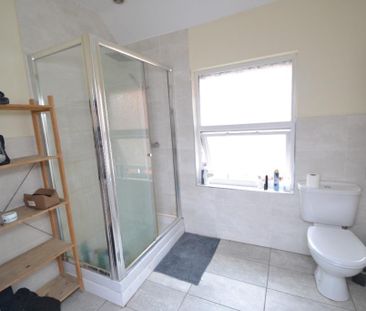 7 bedroom detached house to rent - Photo 6