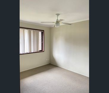 LOW MAINTENANCE LIVING IN A COMPLEX WITH A POOL! - Photo 1