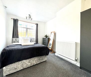 2 bedroom semi-detached house to rent - Photo 1