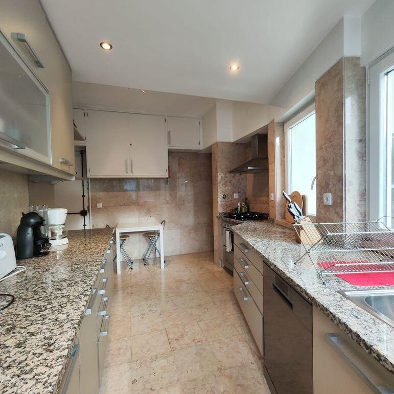 Apartamento T4 em Lisboa - Photo 1