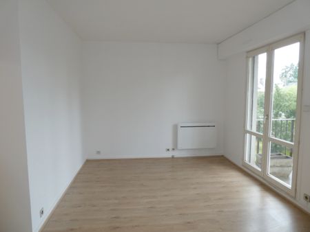 Location Appartement 2 pièces 48m² FONTAINEBLEAU 77300 - Photo 3