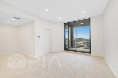 One bedroom apartment for lease**entry from block C on Hamilton Crescent West** - Photo 4