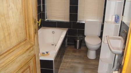 Appartement te huur - Photo 2