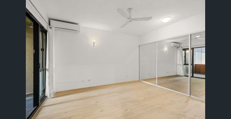Three Bedroom Unit in the Heart of Toowong - Photo 2