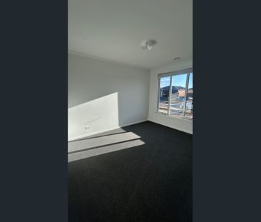 4 Bedroom, brand new home in Glanmire Park Estate - Photo 4