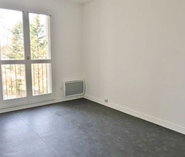 Location Appartement 3 pièces 66m² - Photo 6