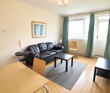 3 bedroom flat to rent - Photo 6