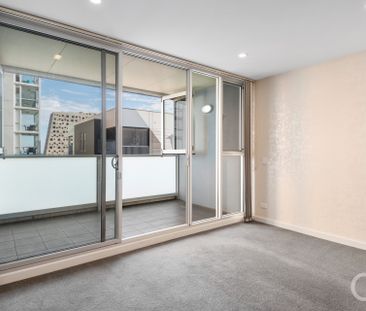 Open the Door to Your Private City Retreat - Photo 1