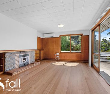 Light-Filled Living With Water Views - Photo 3