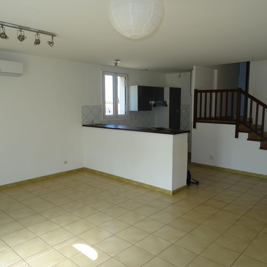 Location Appartement 4 pièces 81m² ST DREZERY 34160 - Photo 1