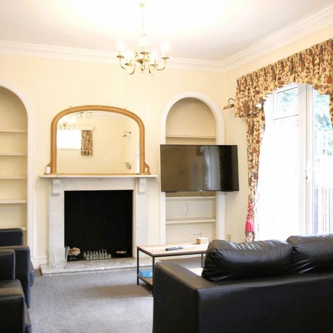 7 bedroom semi-detached house to rent - Photo 1