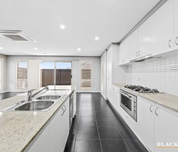 1/7 Murruba Place, Jerrabomberra NSW 2619 - House For Rent | Domain - Photo 2