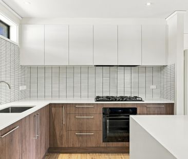 Beautifully Renovated Home on a Generous Block! - Photo 5