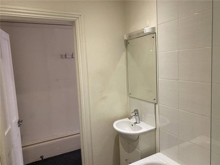 House share to rent - Photo 3