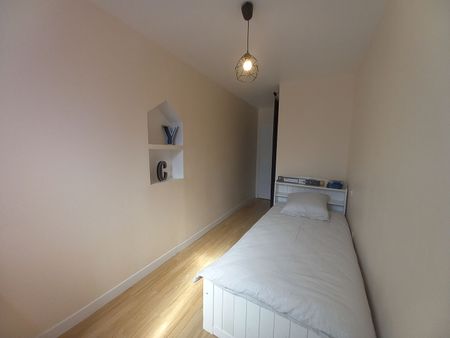 Location Appartement 3 pièces 48m² - Photo 3