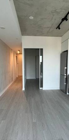 THE BREAD COMPANY: Brand New 1 Bedroom+Den Condo For Rent Toronto - Photo 1