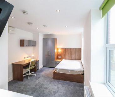 Studio to rent - Photo 5