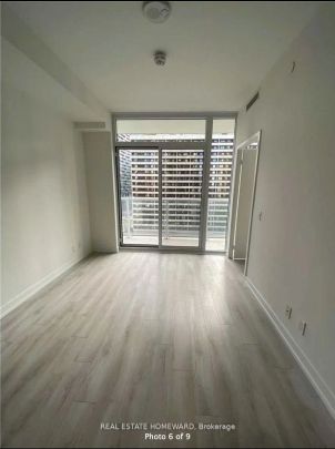 33 Helendale Avenue #716 - Photo 1